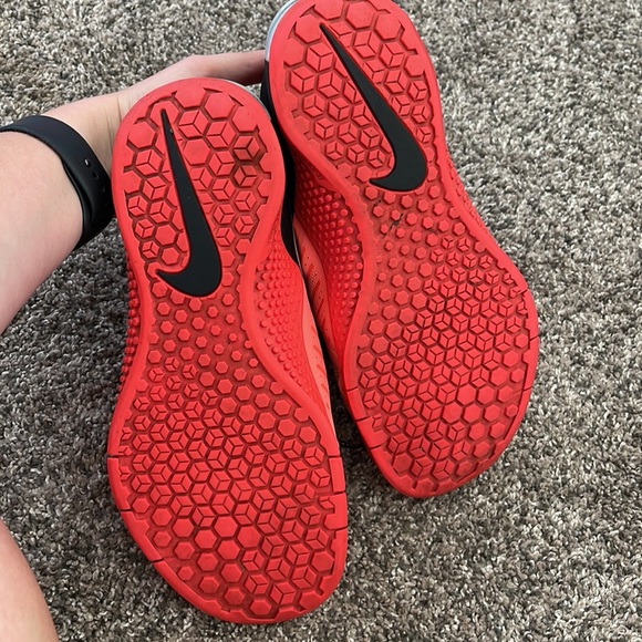 Womens Nike shoes - Picture 5 of 5